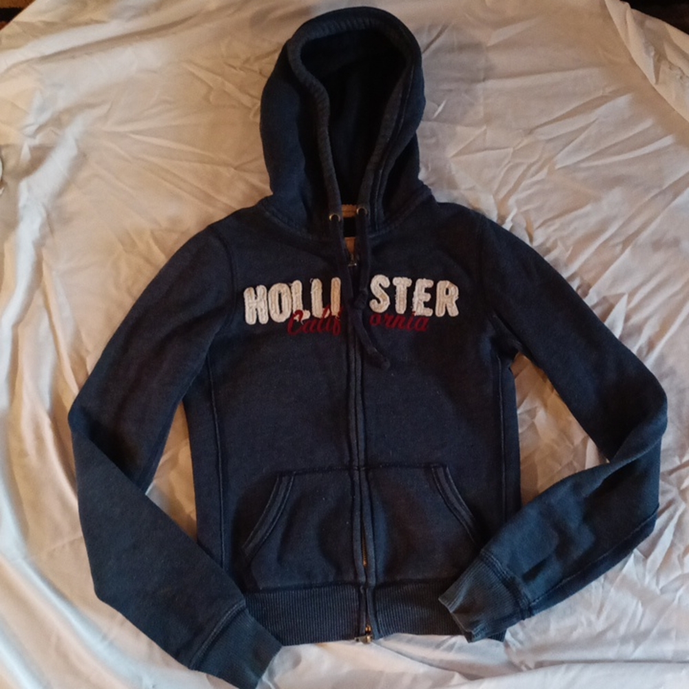 Women's Hollister hoodie (small)